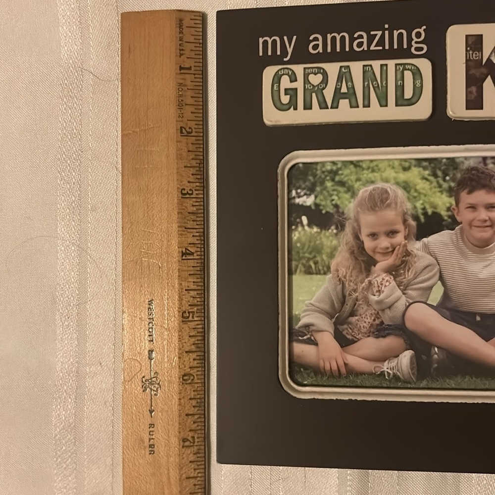 Grandchildren Frame 🖼️ - Picture 6 of 6